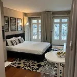 Oporto Chic & Cozy Cardosas